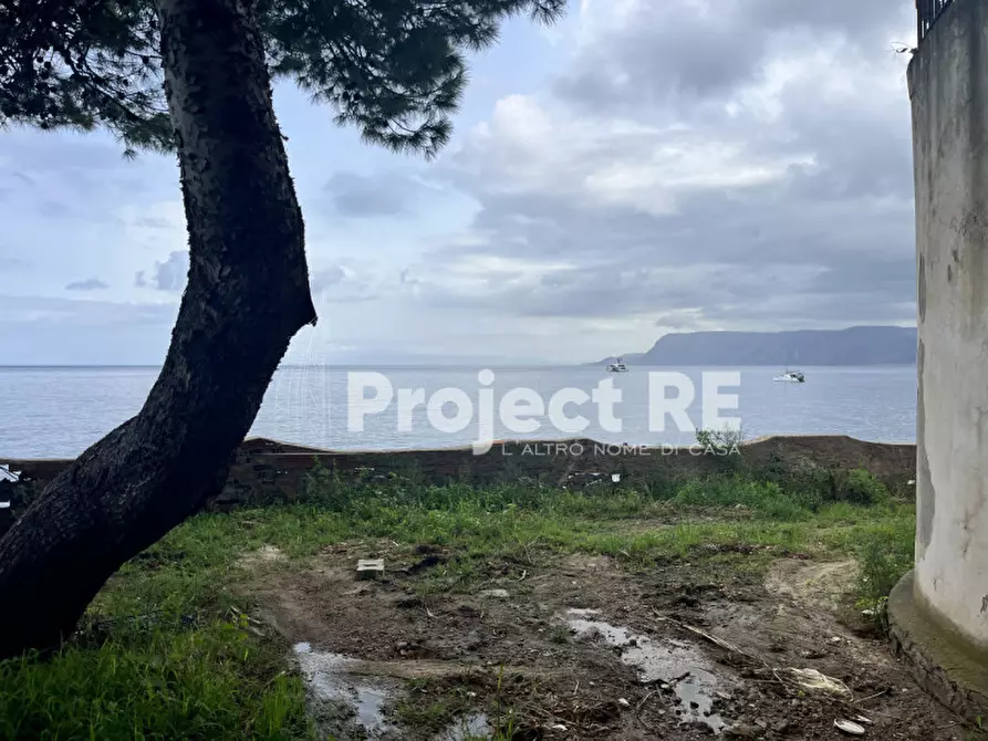 Immagine 18 di Casa indipendente in vendita  a Scilla