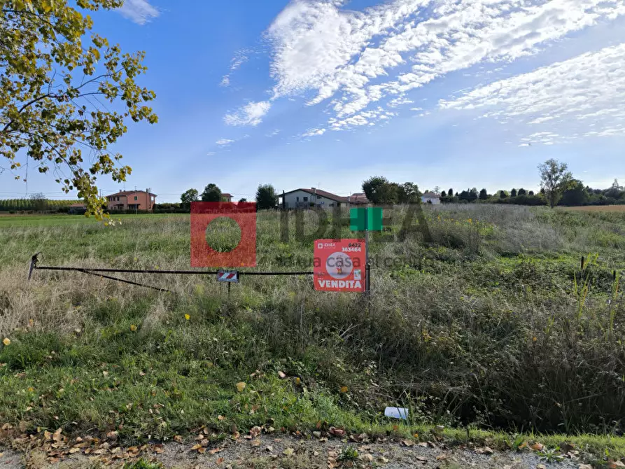 terreno in vendita a Silea in zona Sant'Elena