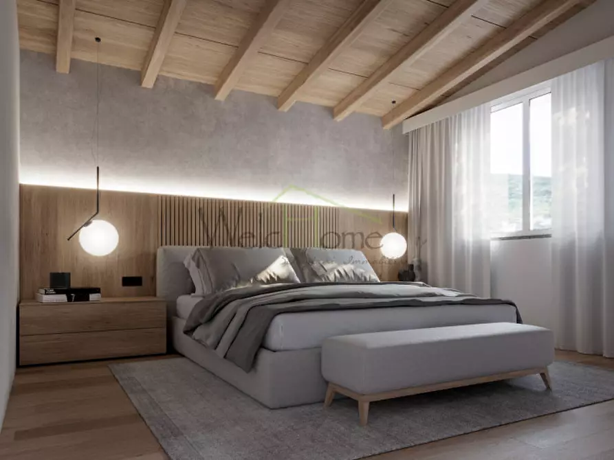 Immagine 10 di Villa in vendita  a Albavilla