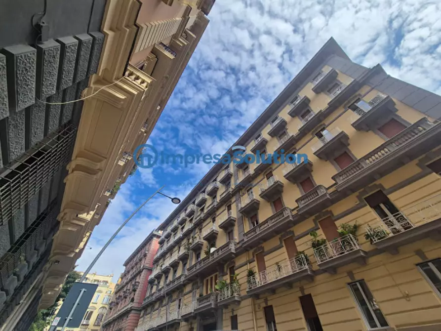 Immagine 1 di Negozio in affitto  in Via Giuseppe Fiorelli 3 a Napoli