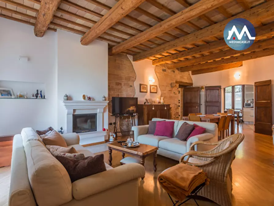 Immagine 1 di Rustico / casale in vendita  in strada lunga a Pesaro