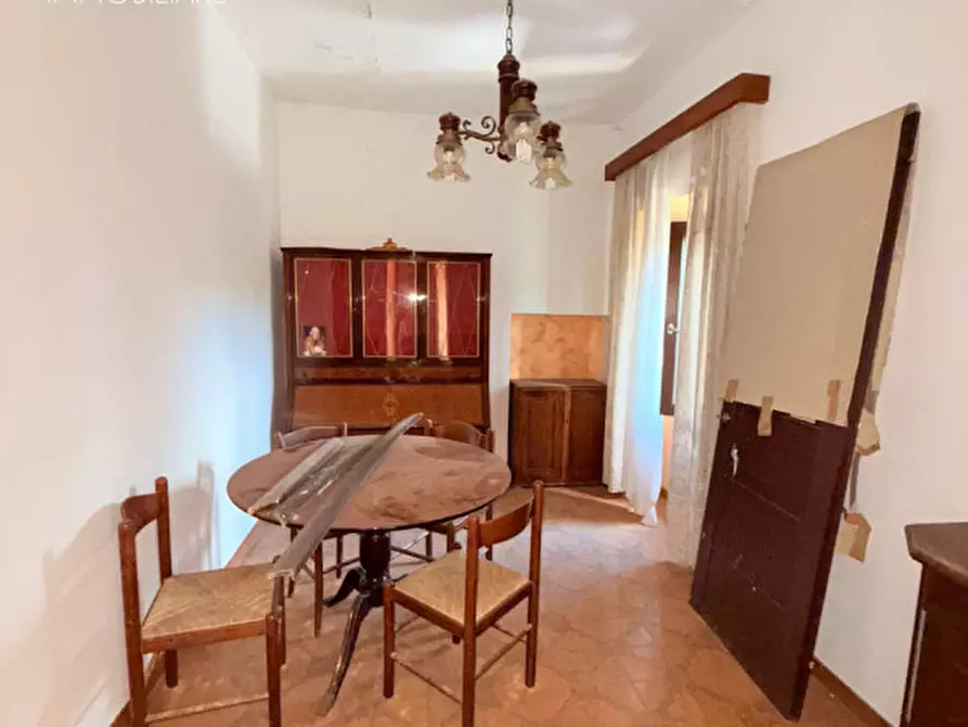 Immagine 6 di Palazzo in vendita  in Via dei Castelli Romani a Rocca Di Papa