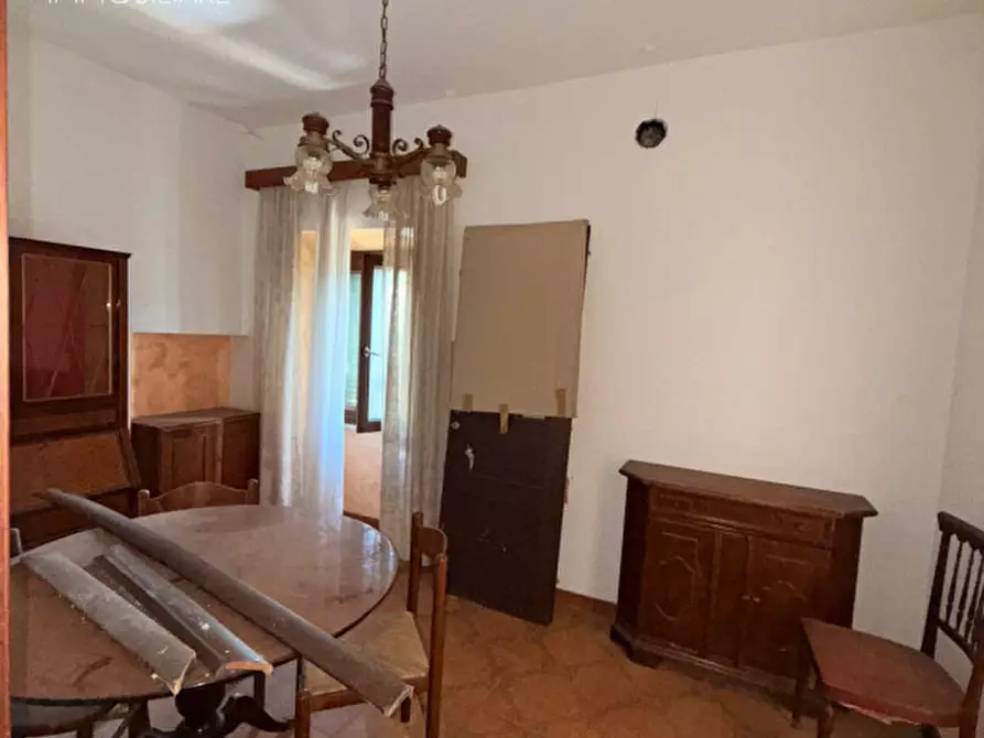 Immagine 7 di Palazzo in vendita  in Via dei Castelli Romani a Rocca Di Papa