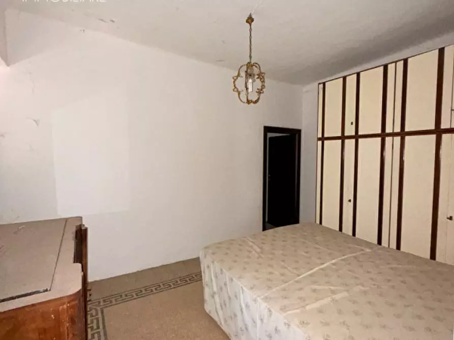 Immagine 10 di Palazzo in vendita  in Via dei Castelli Romani a Rocca Di Papa