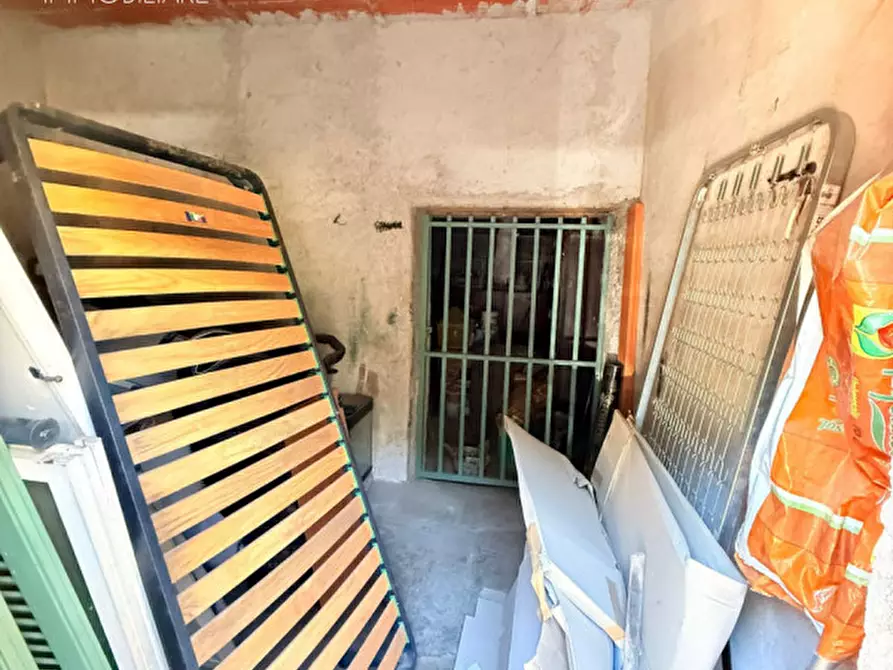 Immagine 16 di Palazzo in vendita  in Via dei Castelli Romani a Rocca Di Papa