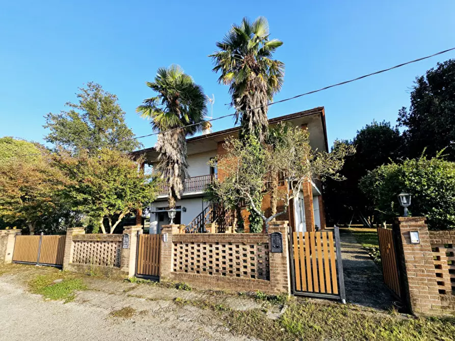 Immagine 5 di Appartamento in vendita  in via arzarini a Villa Estense