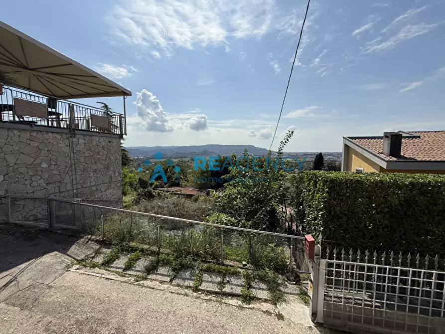 Immagine 9 di Casa indipendente in vendita  in Via Pozzetto a Creazzo