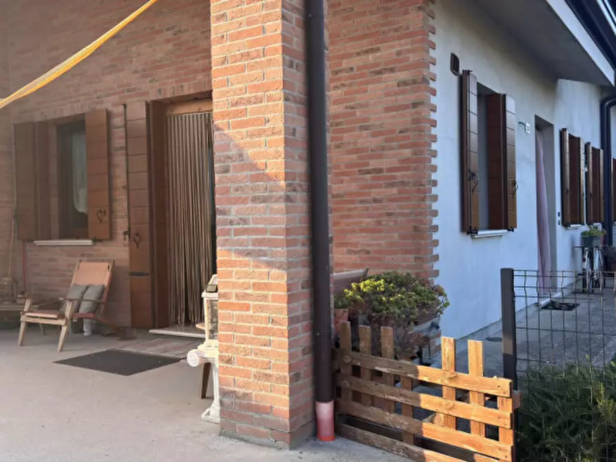 Immagine 21 di Camera in affitto  in Via Nazionale a Solesino