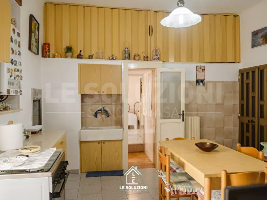 Immagine 4 di Appartamento in vendita  in Via Forno Santo Stefano 36 a Putignano