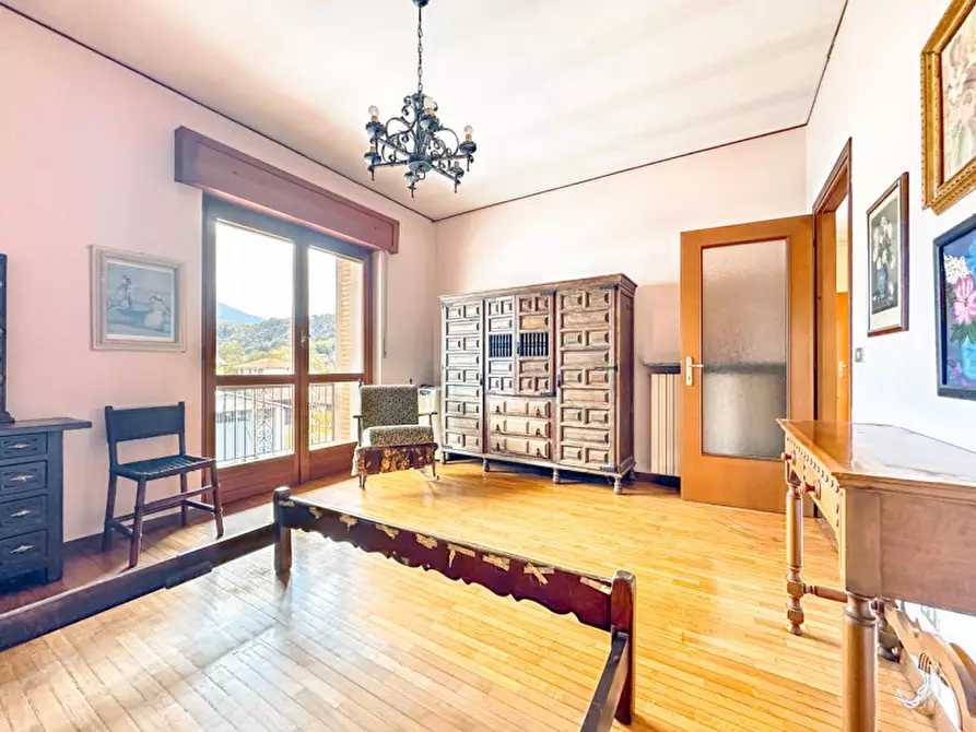 Immagine 8 di Appartamento in vendita  in VIA GARIBALDI 105 a Crevacuore