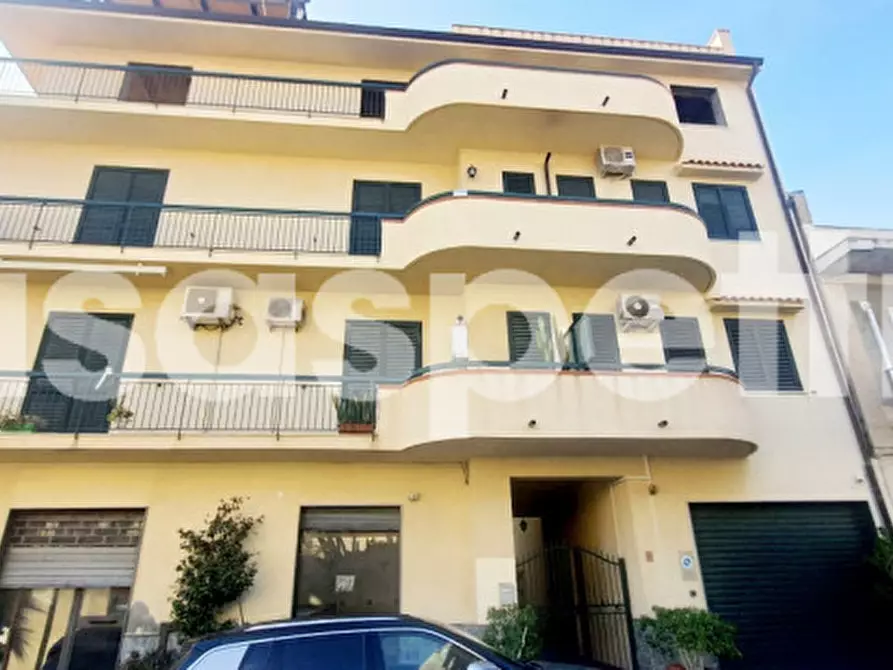 Immagine 40 di Appartamento in vendita  in Via Antonio Gramsci 20 a Melito Di Porto Salvo