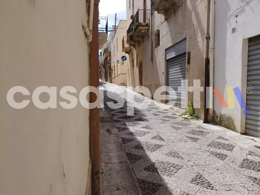 Immagine 3 di Appartamento in vendita  in Via Alessandro Manzoni a Alcamo