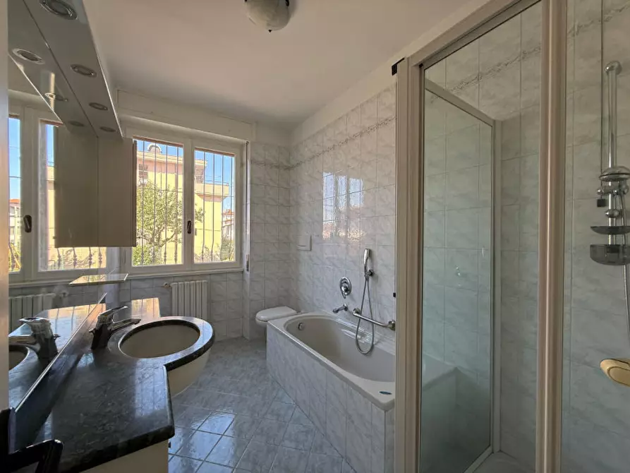 Immagine 6 di Appartamento in vendita  in VIA SAN CARLO BORROMEO 4 a Levate