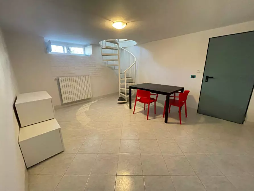 Immagine 8 di Appartamento in vendita  in VIA SAN CARLO BORROMEO 4 a Levate