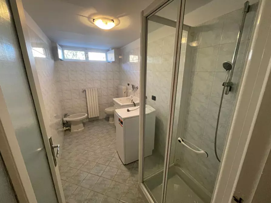 Immagine 11 di Appartamento in vendita  in VIA SAN CARLO BORROMEO 4 a Levate