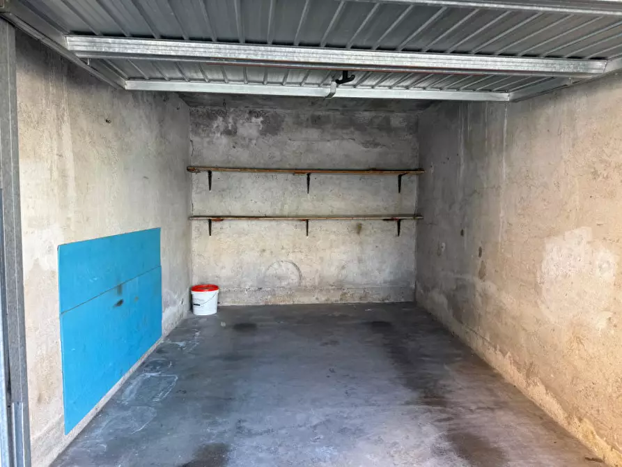 Immagine 14 di Appartamento in vendita  in VIA SAN CARLO BORROMEO 4 a Levate