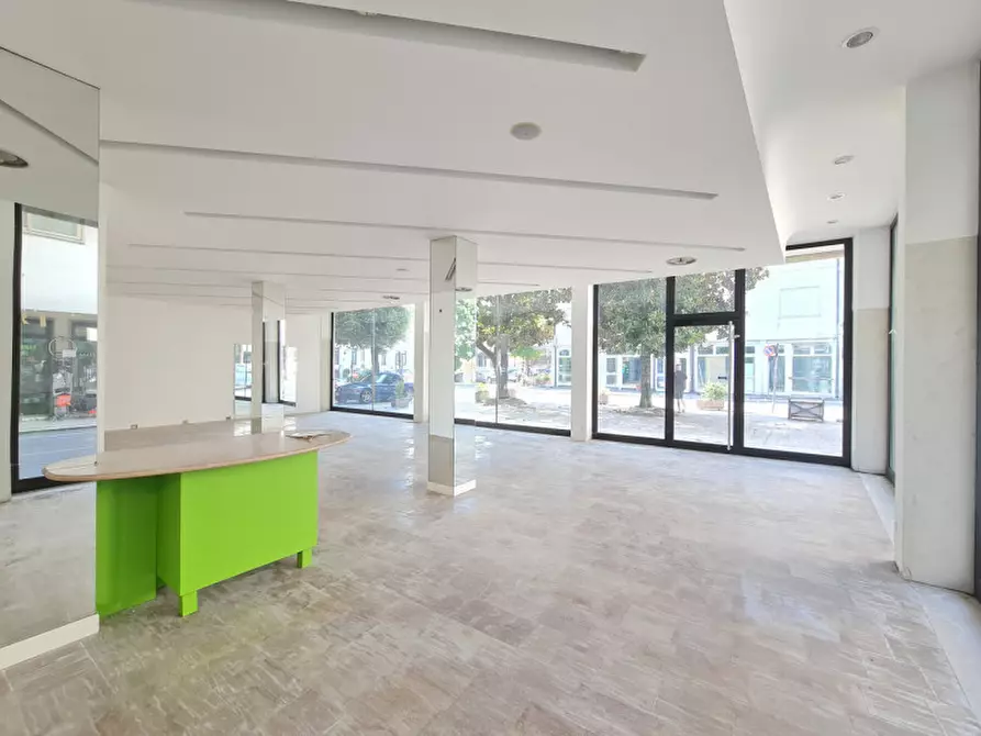 Immagine 3 di Palazzo in vendita  in Via 20 Settembre 2 a Solesino