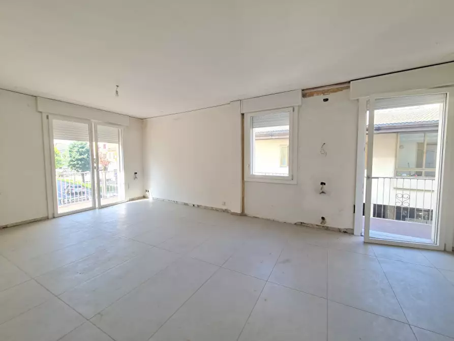 Immagine 8 di Palazzo in vendita  in Via 20 Settembre 2 a Solesino