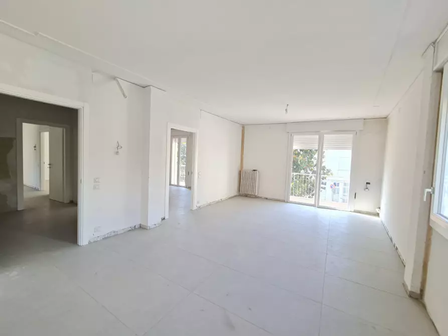 Immagine 9 di Palazzo in vendita  in Via 20 Settembre 2 a Solesino