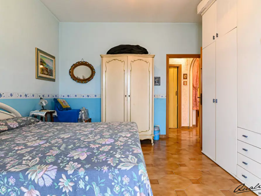 Immagine 17 di Appartamento in vendita  in Via Agugliano a Roma