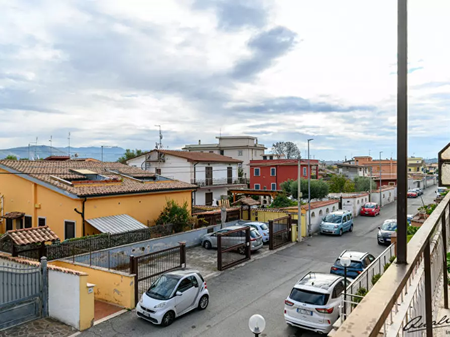 Immagine 24 di Appartamento in vendita  in Via Agugliano a Roma