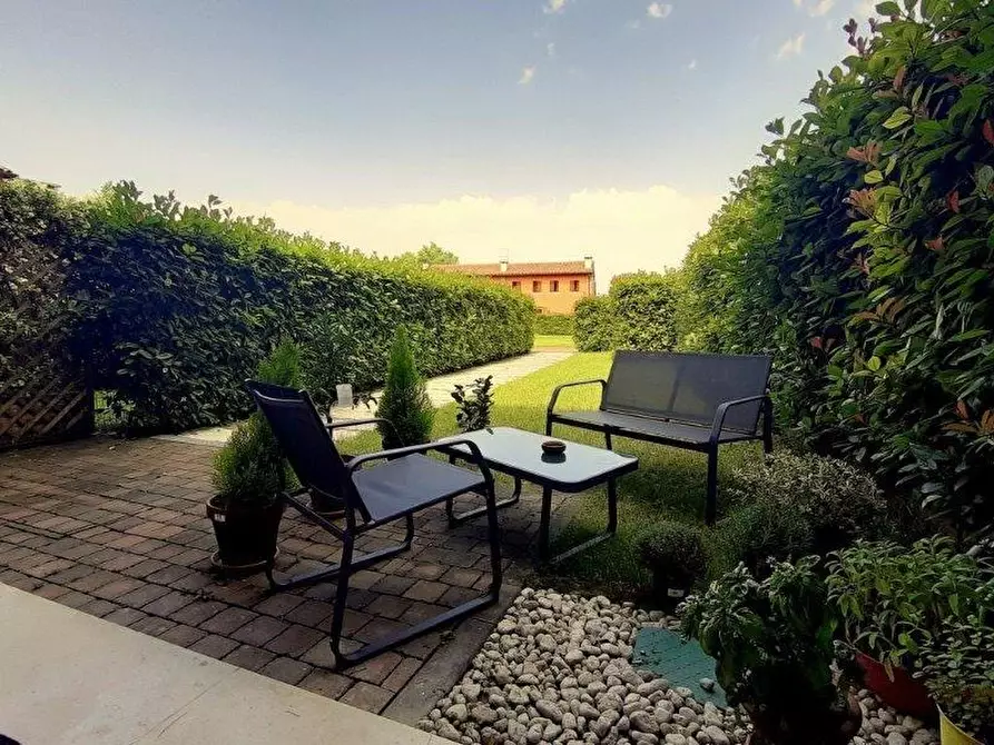 Immagine 3 di Appartamento in vendita  in Strada di Saviabona 275 a Vicenza