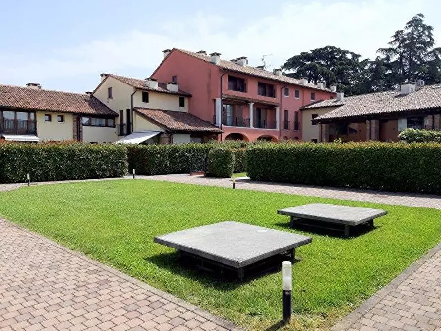 Immagine 17 di Appartamento in vendita  in Strada di Saviabona 275 a Vicenza