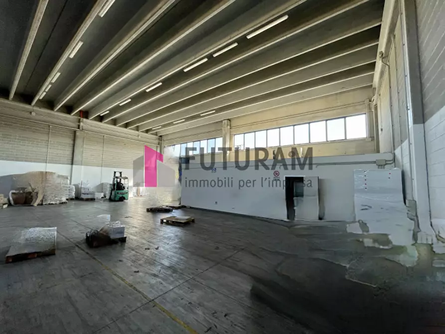 Immagine 3 di Capannone industriale in affitto  in via roma 1 a Piove Di Sacco