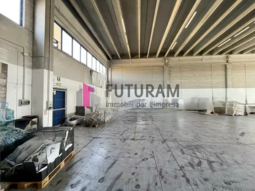 Immagine 6 di Capannone industriale in affitto  in via roma 1 a Piove Di Sacco