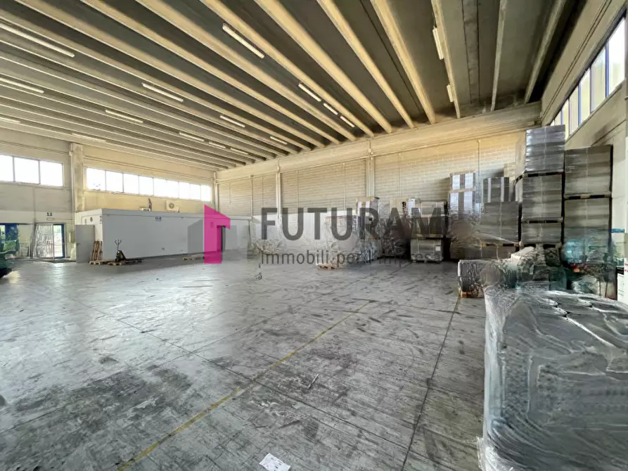 Immagine 8 di Capannone industriale in affitto  in via roma 1 a Piove Di Sacco