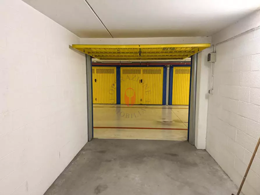 Immagine 9 di Garage in affitto  in Via Edoardo Rubino 86/a a Torino