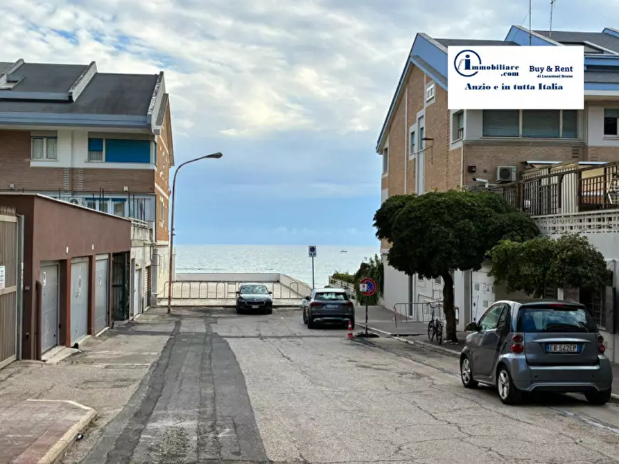 Immagine 1 di Appartamento in vendita  in Via della Liberazione a Nettuno