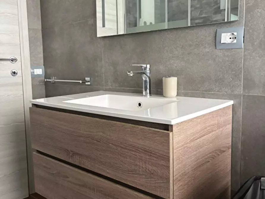 Immagine 18 di Appartamento in vendita  in Via della Liberazione a Nettuno