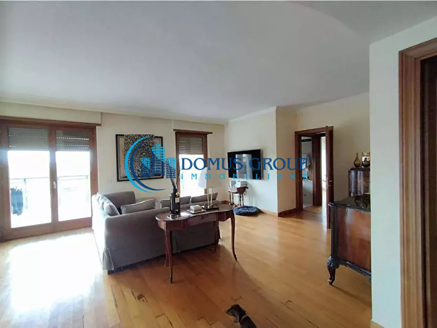 Immagine 4 di Appartamento in vendita  in Via Giorgio Vigolo a Roma