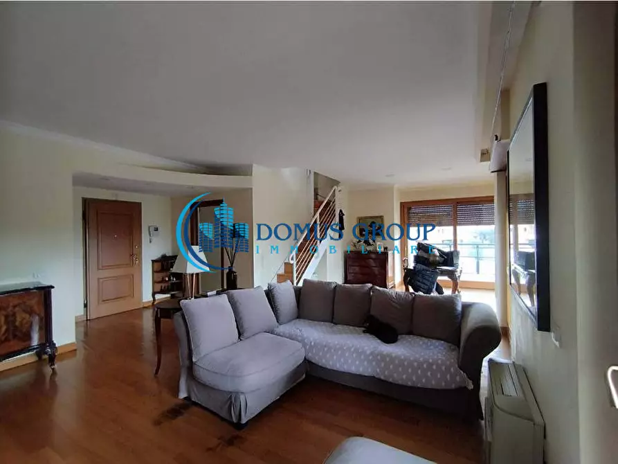 Immagine 5 di Appartamento in vendita  in Via Giorgio Vigolo a Roma