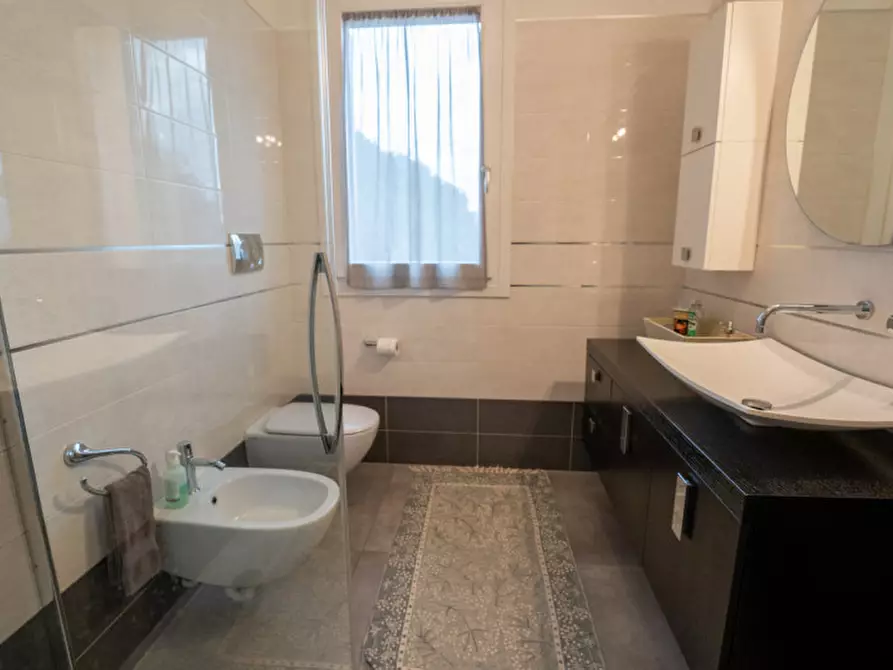 Immagine 10 di Appartamento in vendita  in Via Livenza a Selvazzano Dentro