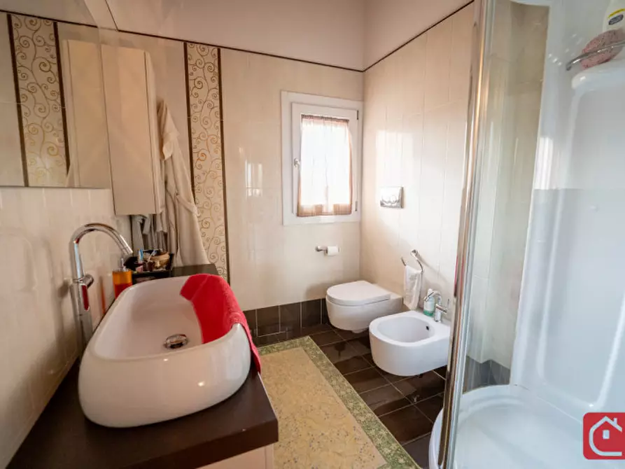 Immagine 11 di Appartamento in vendita  in Via Livenza a Selvazzano Dentro