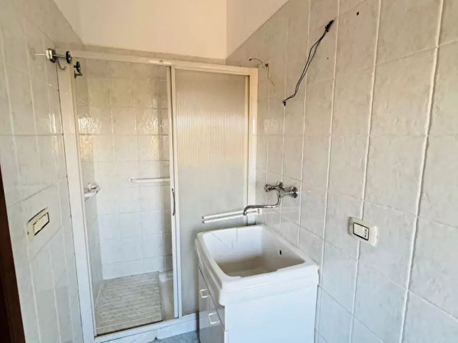 Immagine 18 di Appartamento in vendita  in Via Vittorio Emanuele III a San Cesario Di Lecce