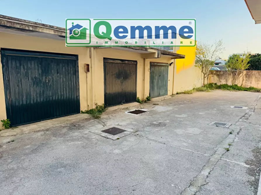 Immagine 28 di Appartamento in vendita  in Via Vittorio Emanuele III a San Cesario Di Lecce