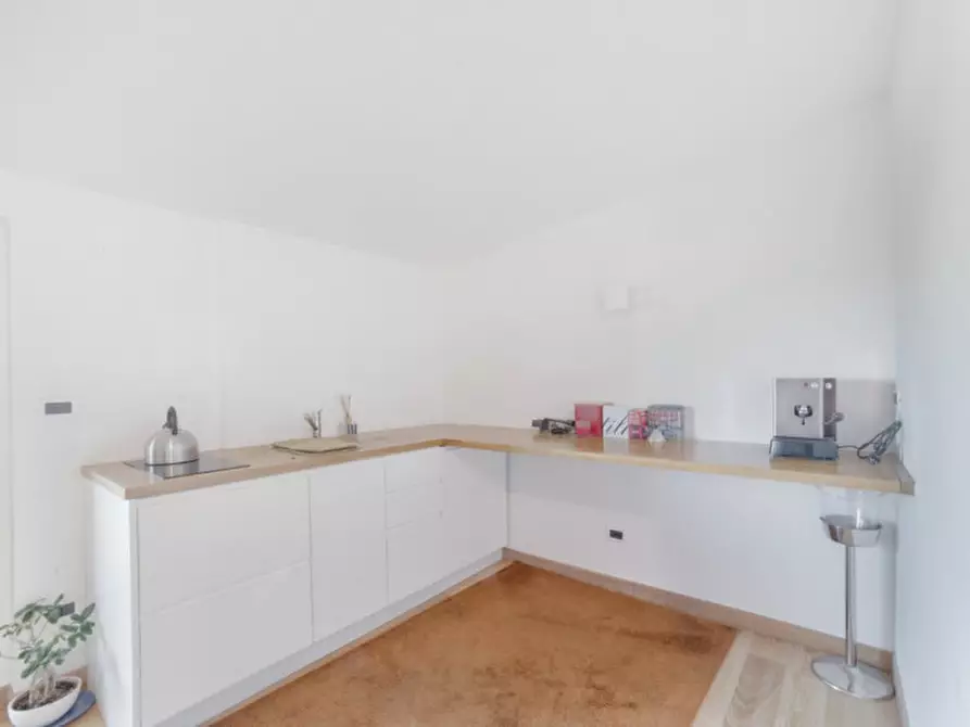 Immagine 8 di Appartamento in vendita  in Via Filippo Turati a Pescara