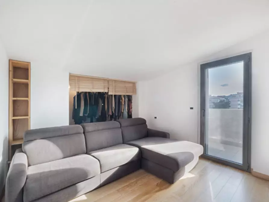 Immagine 16 di Appartamento in vendita  in Via Filippo Turati a Pescara