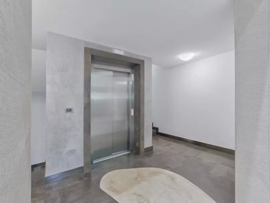 Immagine 22 di Appartamento in vendita  in Via Filippo Turati a Pescara