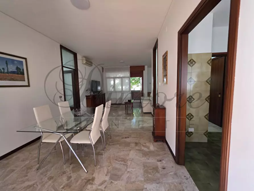 Immagine 13 di Appartamento in vendita  in Via Luigi Mariutto a Mirano