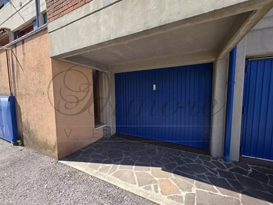Immagine 27 di Appartamento in vendita  in Via Luigi Mariutto a Mirano
