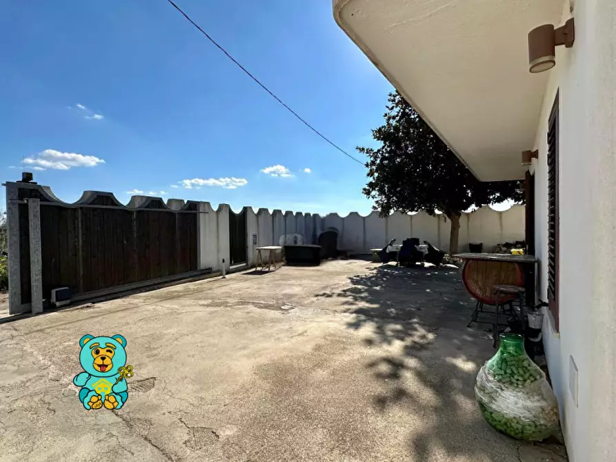 Immagine 3 di Villa in vendita  a Castrignano Del Capo