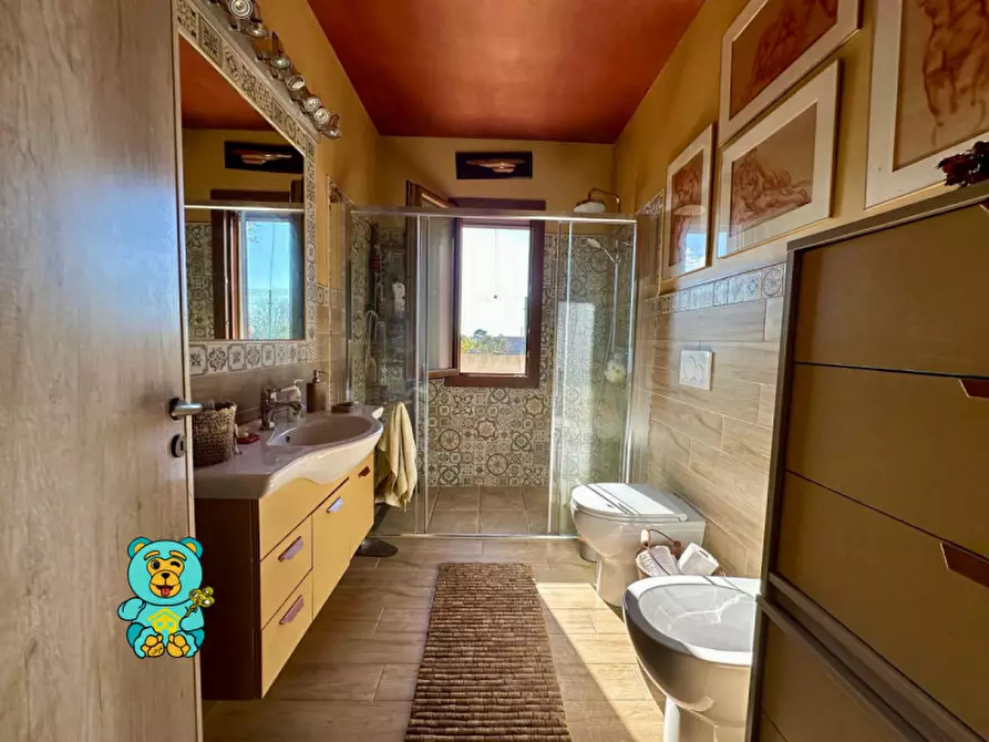 Immagine 18 di Villa in vendita  a Castrignano Del Capo