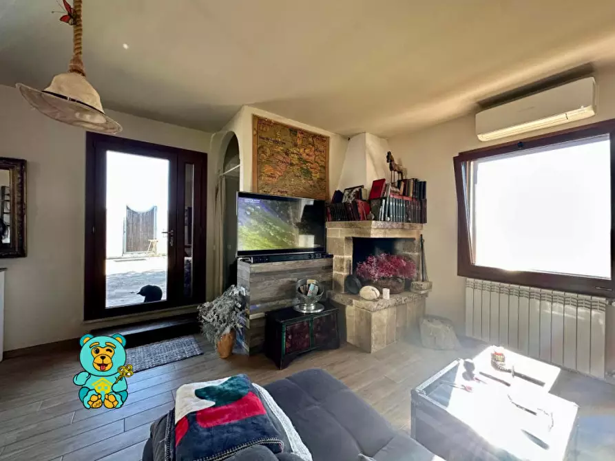 Immagine 37 di Villa in vendita  a Castrignano Del Capo