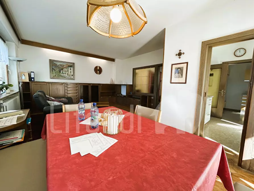 Immagine 10 di Casa indipendente in vendita  in Neumarktner Straße - Via Egna a Montagna .Montan.