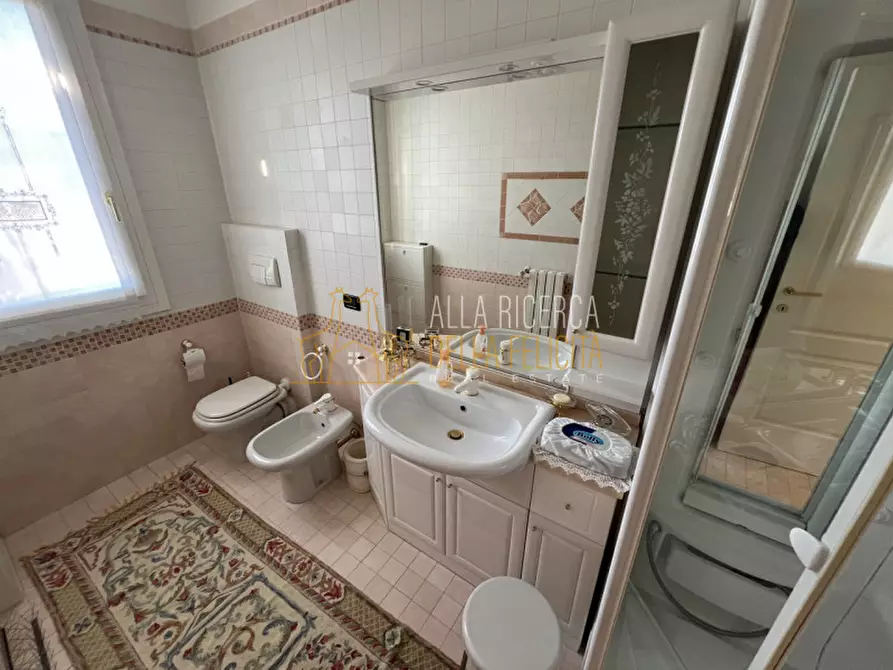 Immagine 14 di Appartamento in vendita  in Via Baratto a Schio