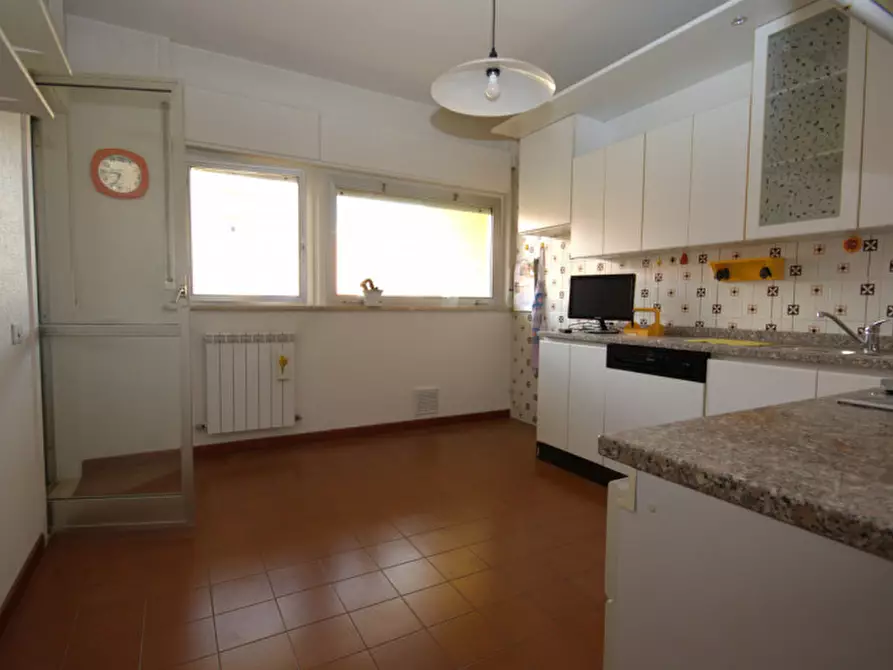 Immagine 8 di Appartamento in vendita  a Perugia